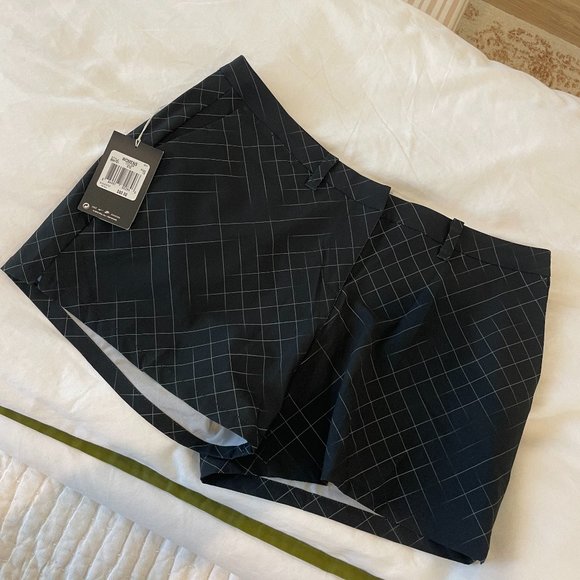 NWT - Black Nike Dri Fit Golf Shorts - Picture 2 of 6